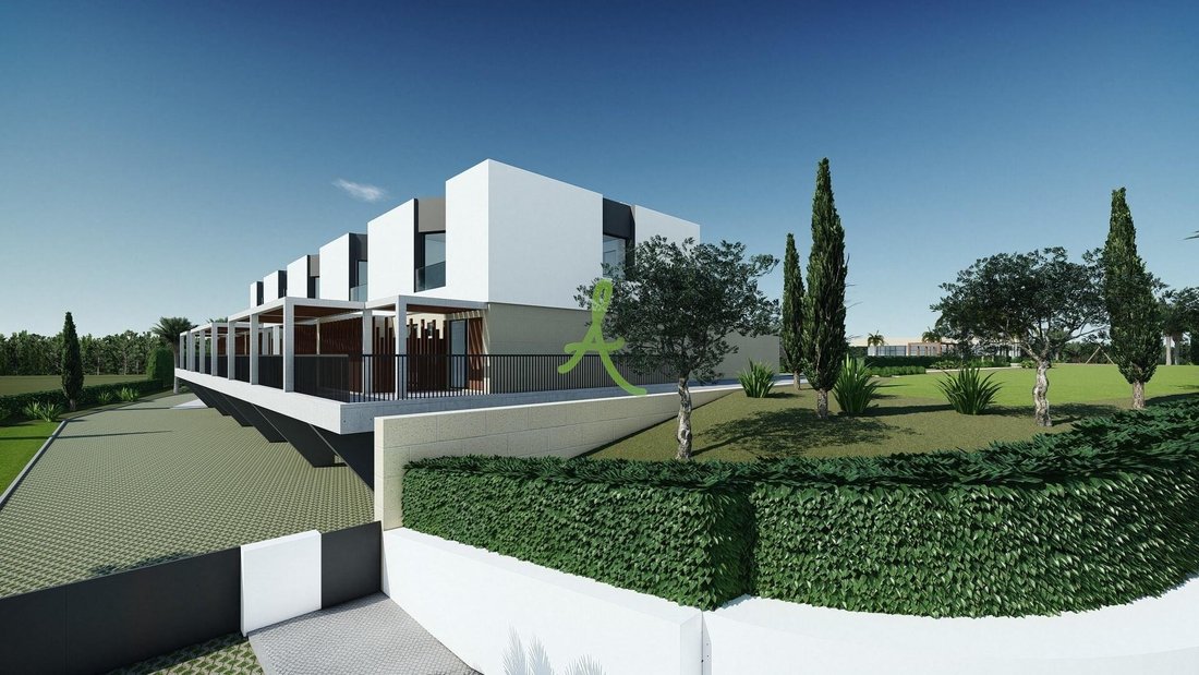 Portimão Town House In Portimão, Portugal For Sale (13146958)