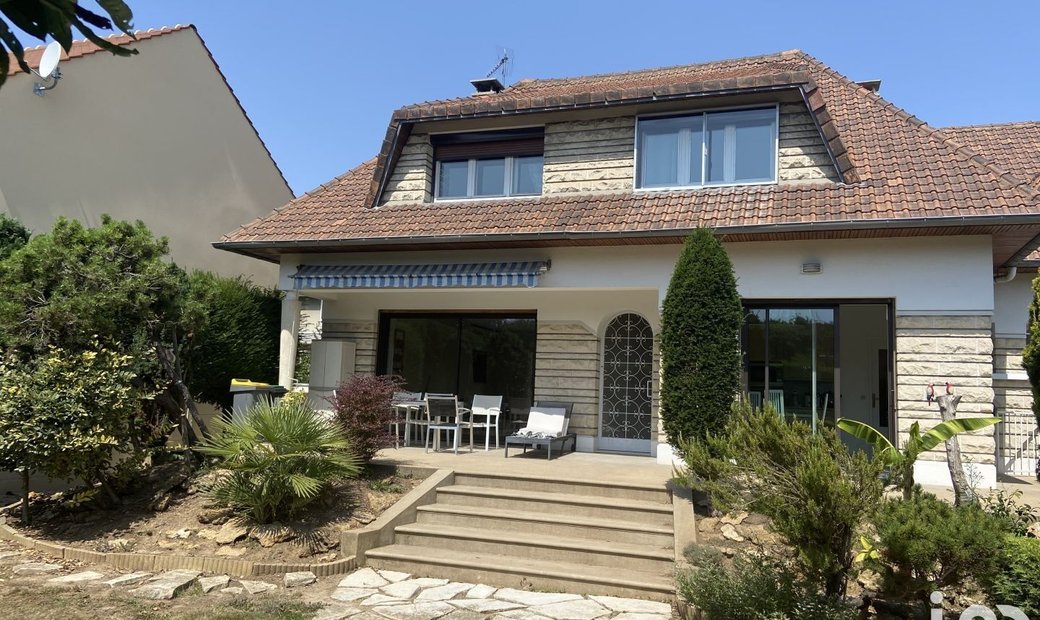Vente Maison/Villa 5 Pièces In Ormesson Sur Marne, île De France