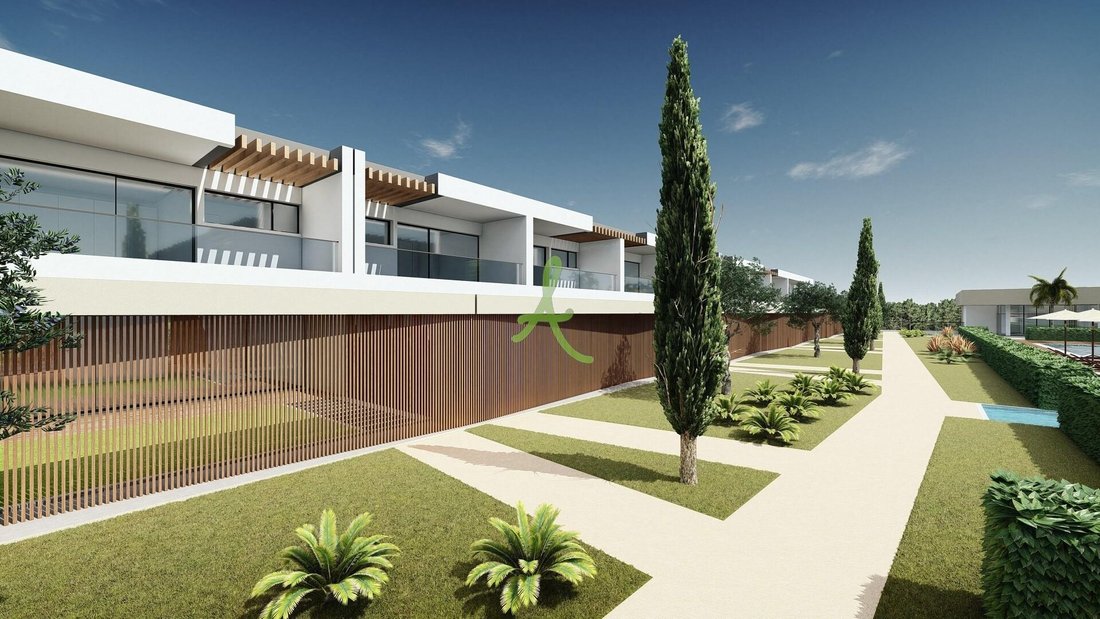 Portim O Town House In Portim O Portugal For Sale