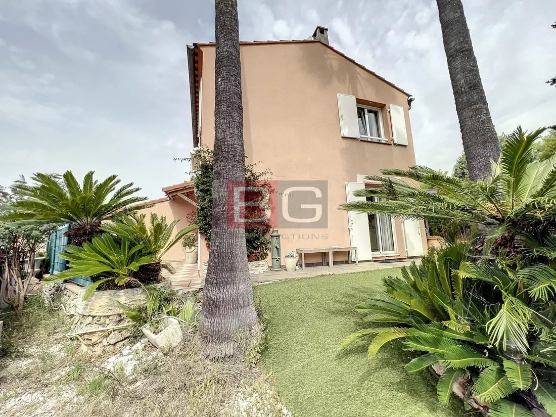 Villa Biot In Biot, Provence Alpes Côte D'azur, France For Sale (13144697)