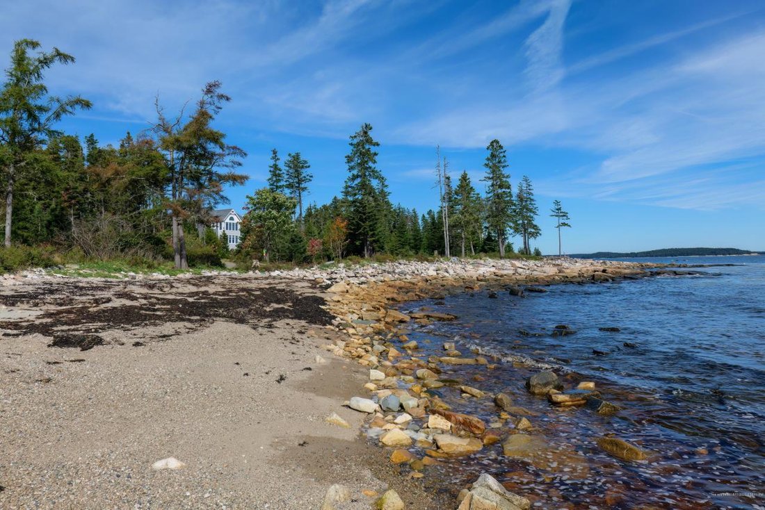 4 Bedrooms Single Family Detached In Milbridge, Maine, United States