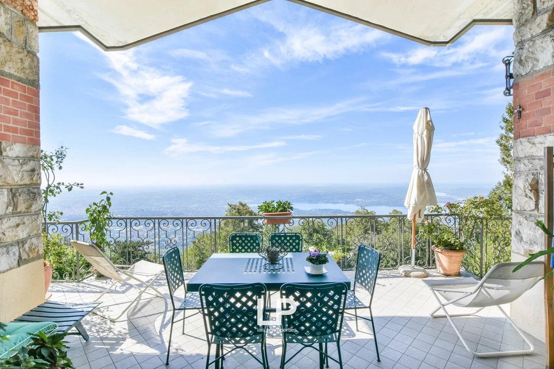 Villa Sacromonte In Varese, Lombardy, Italy For Sale (13124273)