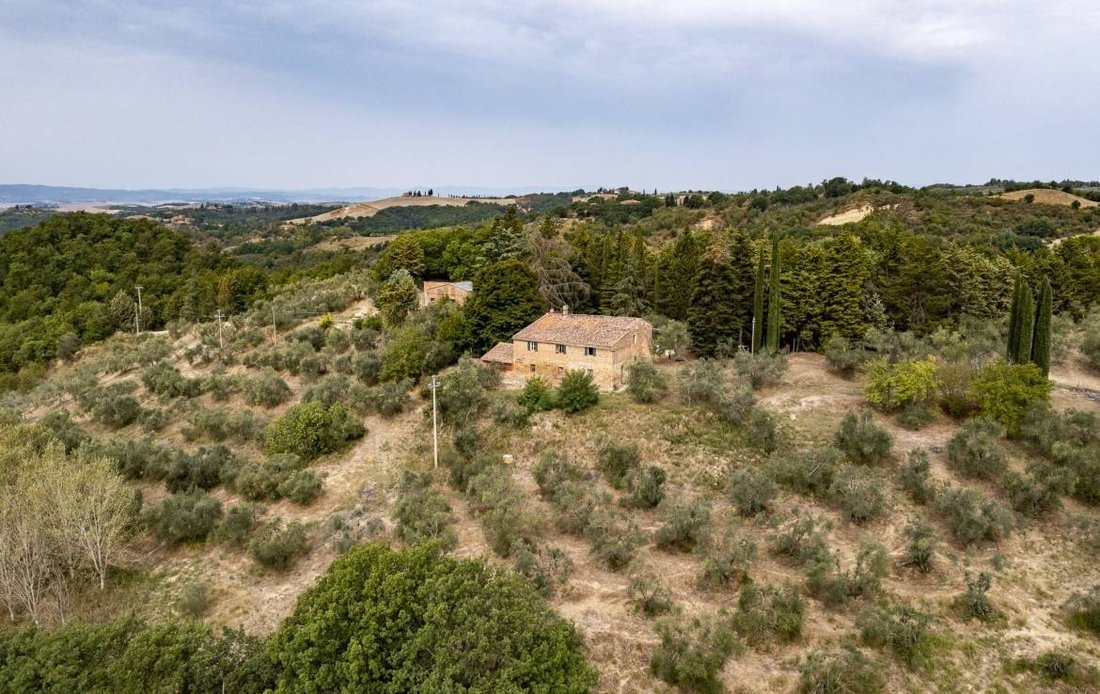 Asciano, Tuscany, Italy 2 - 13150236