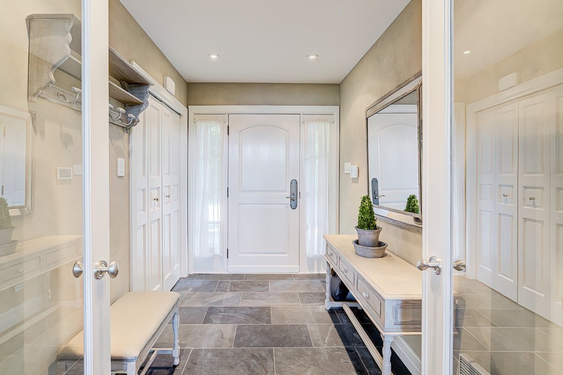 Sainte Anne Des Lacs, Qc In Sainte Anne Des Lacs, Quebec, Canada For Sale (13148994)