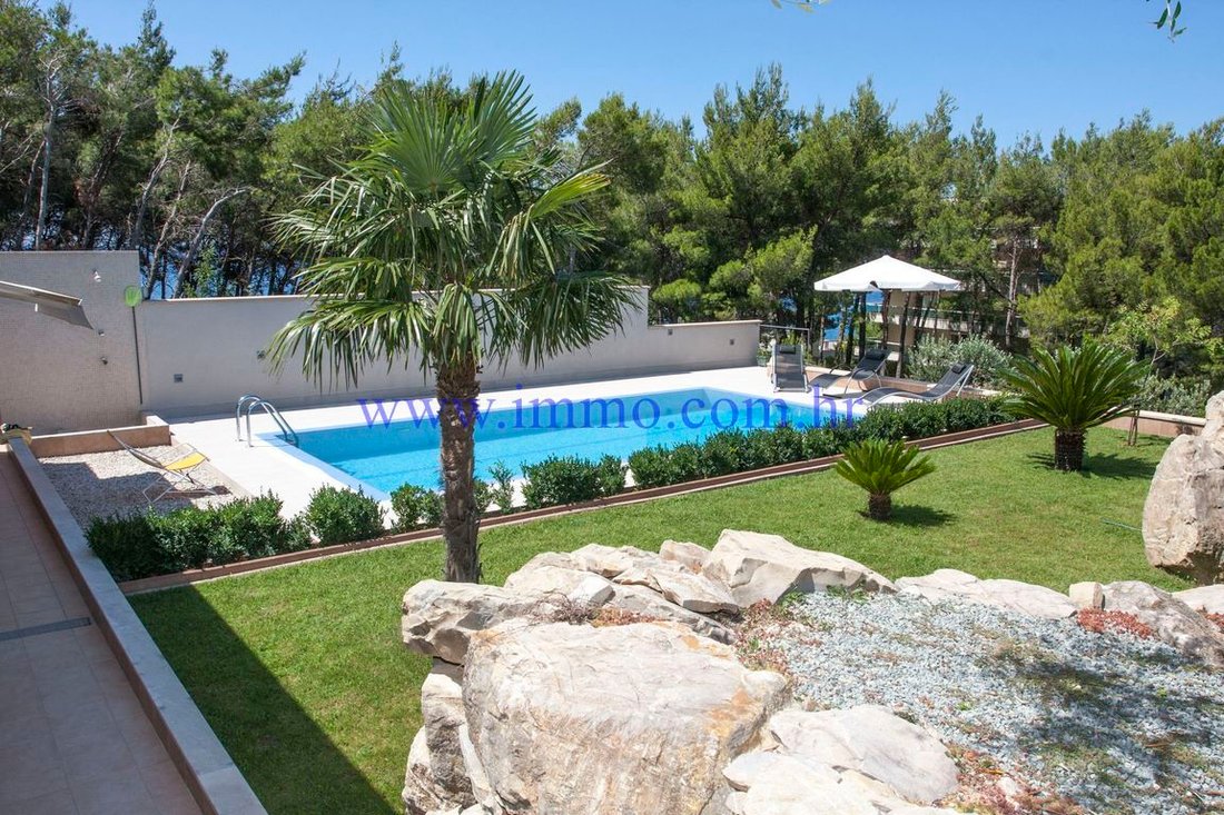 House in Split, Split-Dalmatia County, Croatia 2 - 13149904
