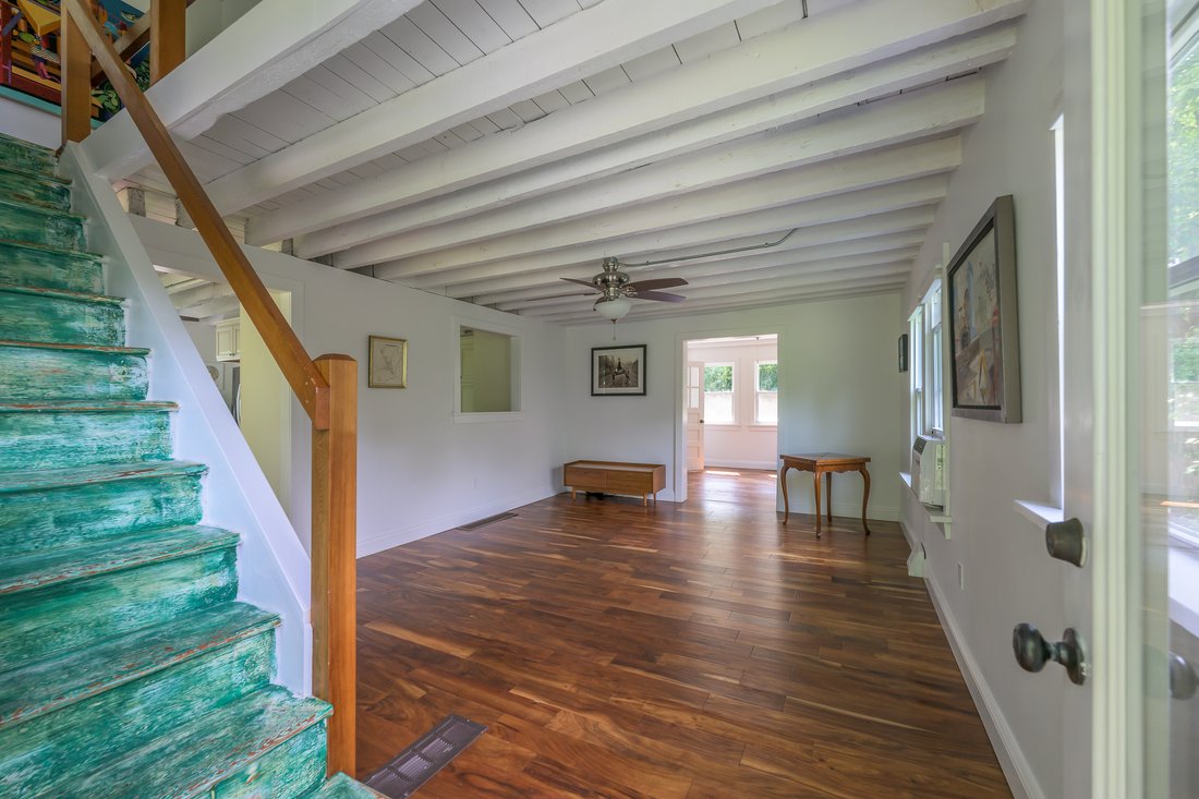 10 Railroad Avenue, Kinderhook, Ny 12106 In Kinderhook, New York, United States For Sale (13150932)