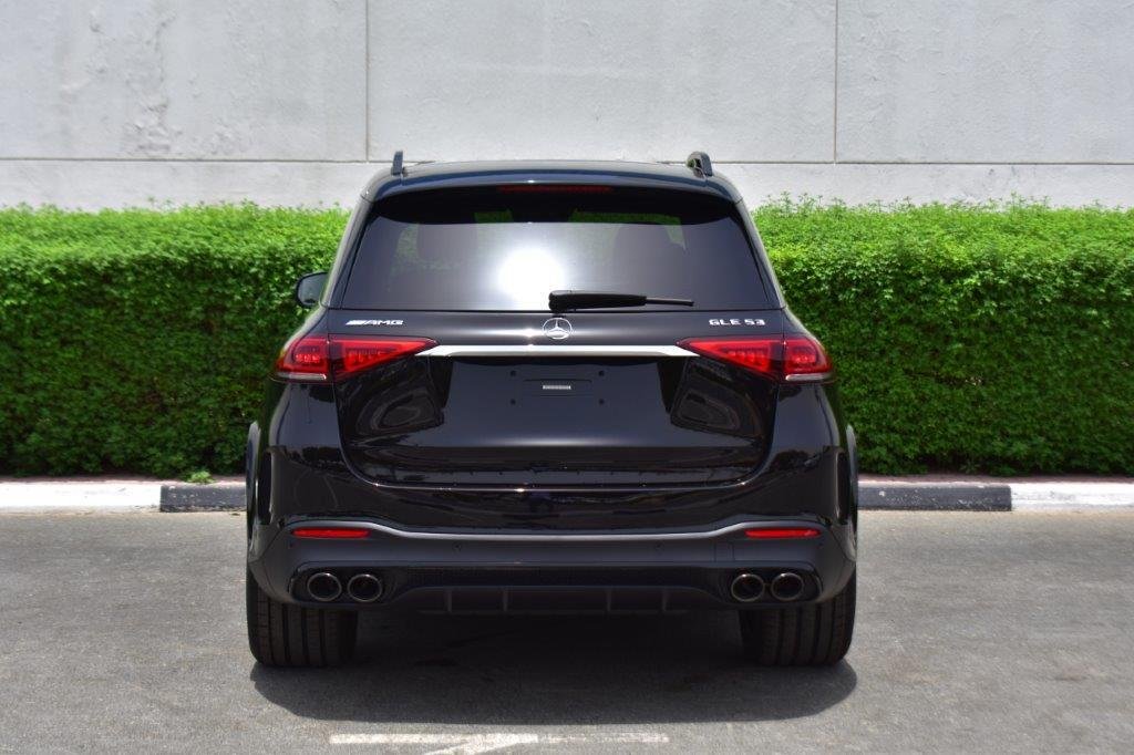 Suv in Dubai, Dubai, United Arab Emirates 3 - 13150941