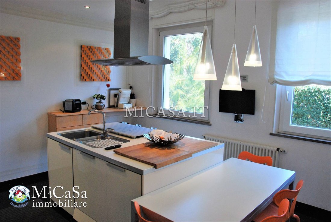 Villa a Tirrenia, Toscana, Italia 5 - 13151070