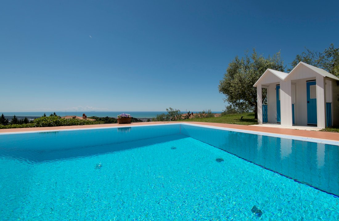 Villa in Bargecchia, Tuscany, Italy 2 - 13151069