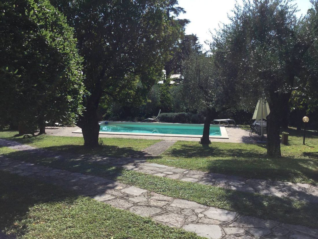 Semi Detached Villa For Sale In Gardone In Gardone Riviera, Lombardy