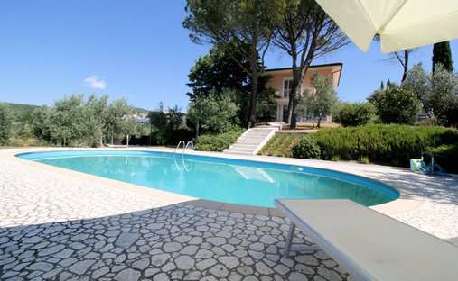 Villa in Capolona, Tuscany, Italy 1