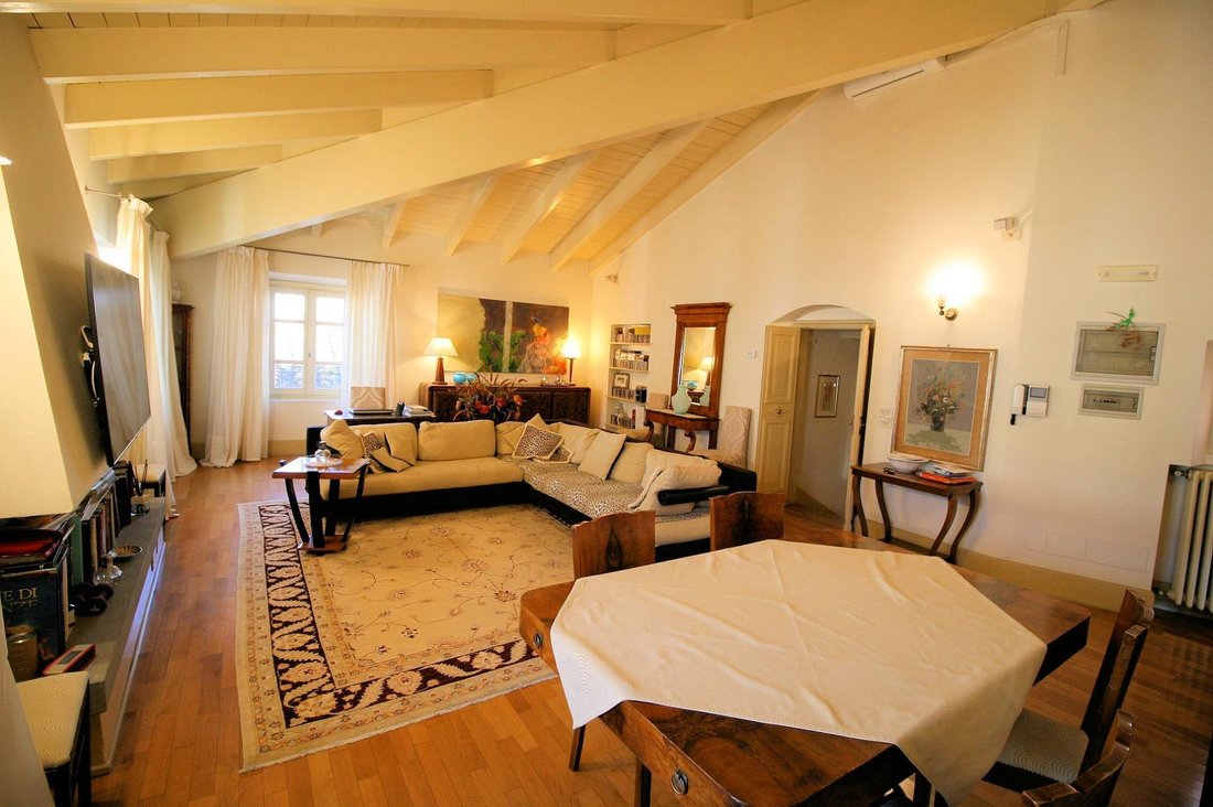Apartment in Historic Center (ZTL), Pistoia, Tuscany 3 - 13151146