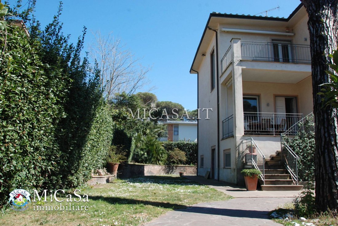 Villa a Tirrenia, Toscana, Italia 2 - 13151070