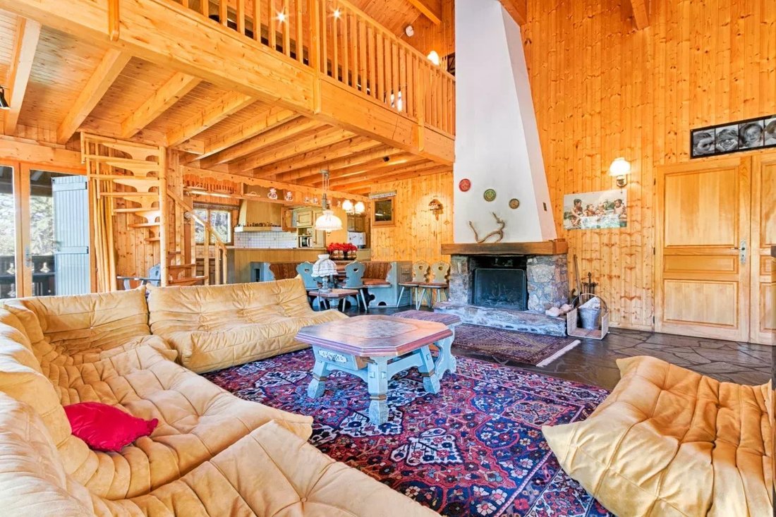 Chalet Isola 2000 In Isola, Provence Alpes Côte D'azur, France For Sale