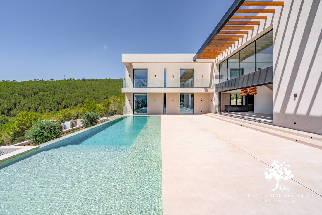 Villa in Ibiza Town, Balearic Islands, Spain 3 - 13156127