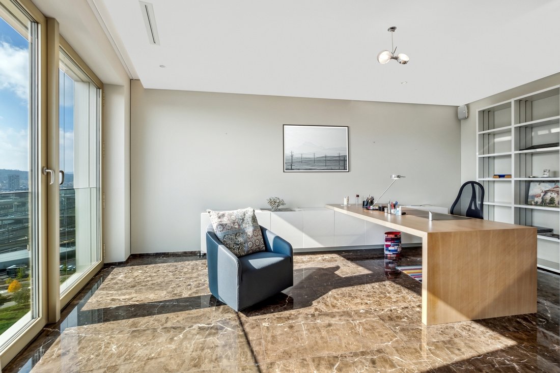 8005 Zürich, Ref. 3840853 In Zürich, Zurich, Switzerland For Sale