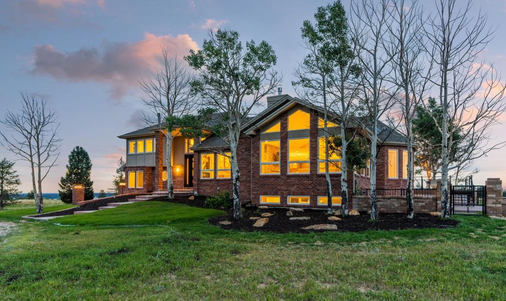 5 Bed, 5700+ Sq.Ft. Home W/Carriage In Franktown, Colorado, United