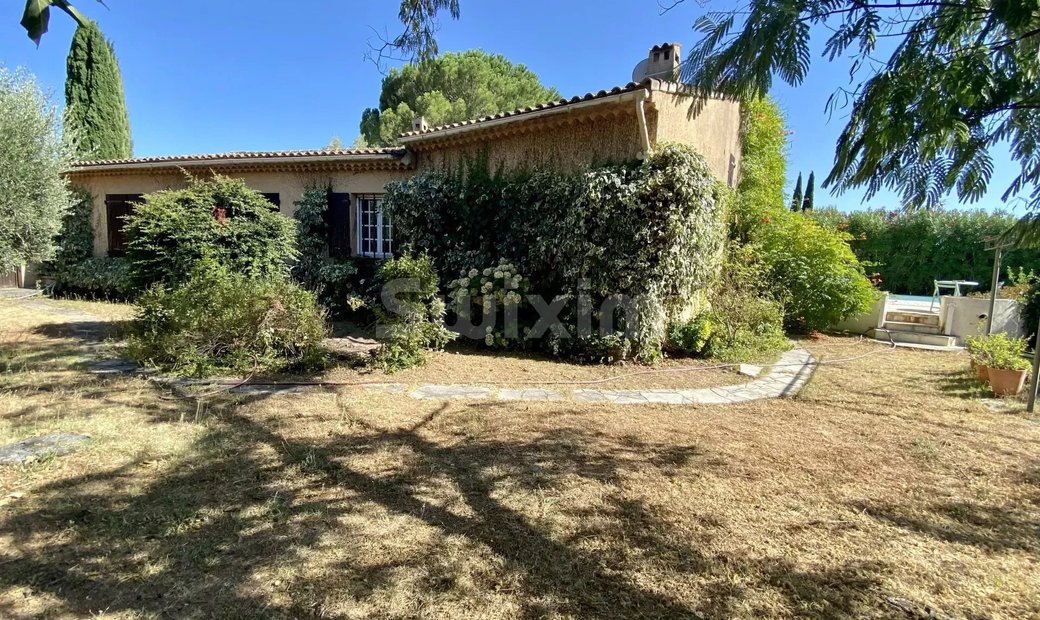 Les Arcs House In Les Arcs, Provence Alpes Côte D'azur, France For Sale