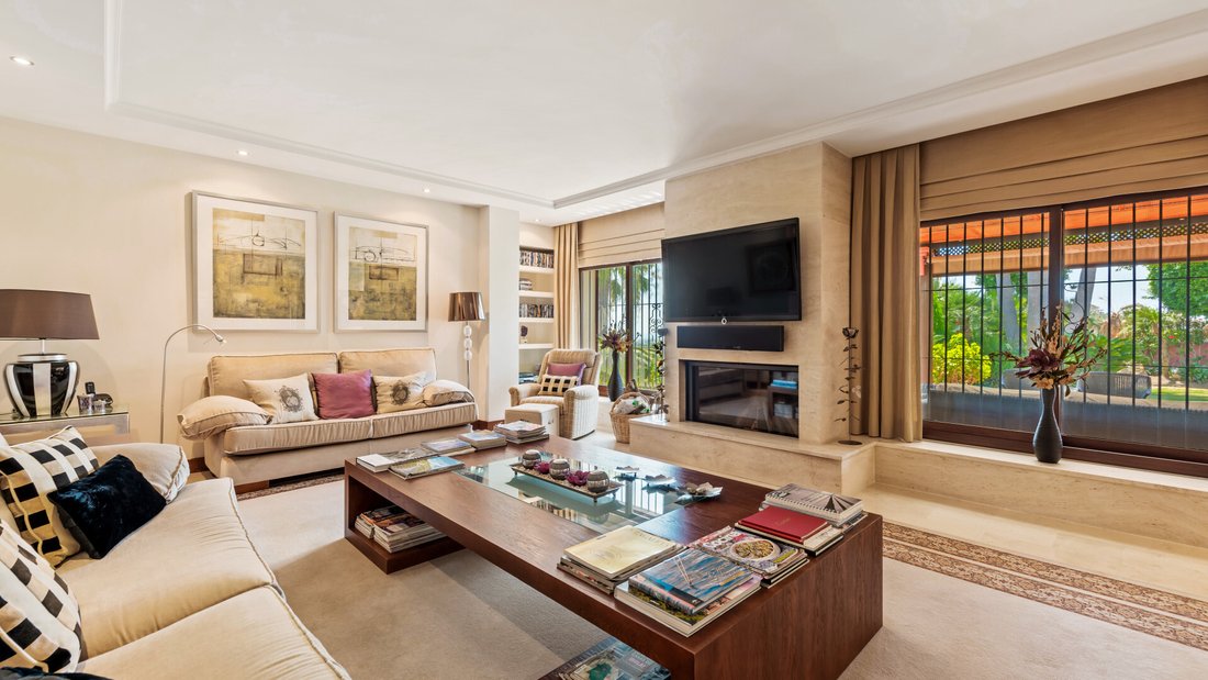 Villa in Nueva Andalucia, Marbella, Spain 5 - 13158196