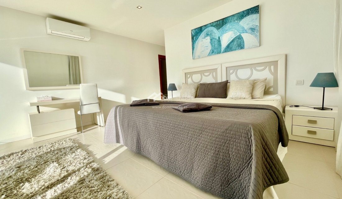 Villa in Costa Adeje, Adeje, Canary Islands 4 - 13161370
