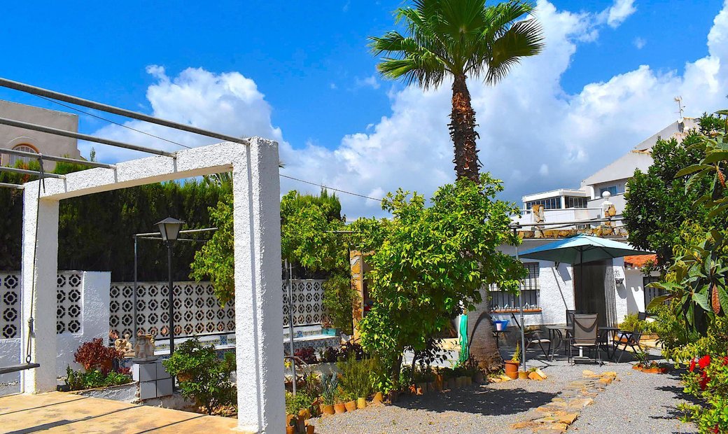 Magnificent Detached Villa Strategically Located In El Albir / L'albir