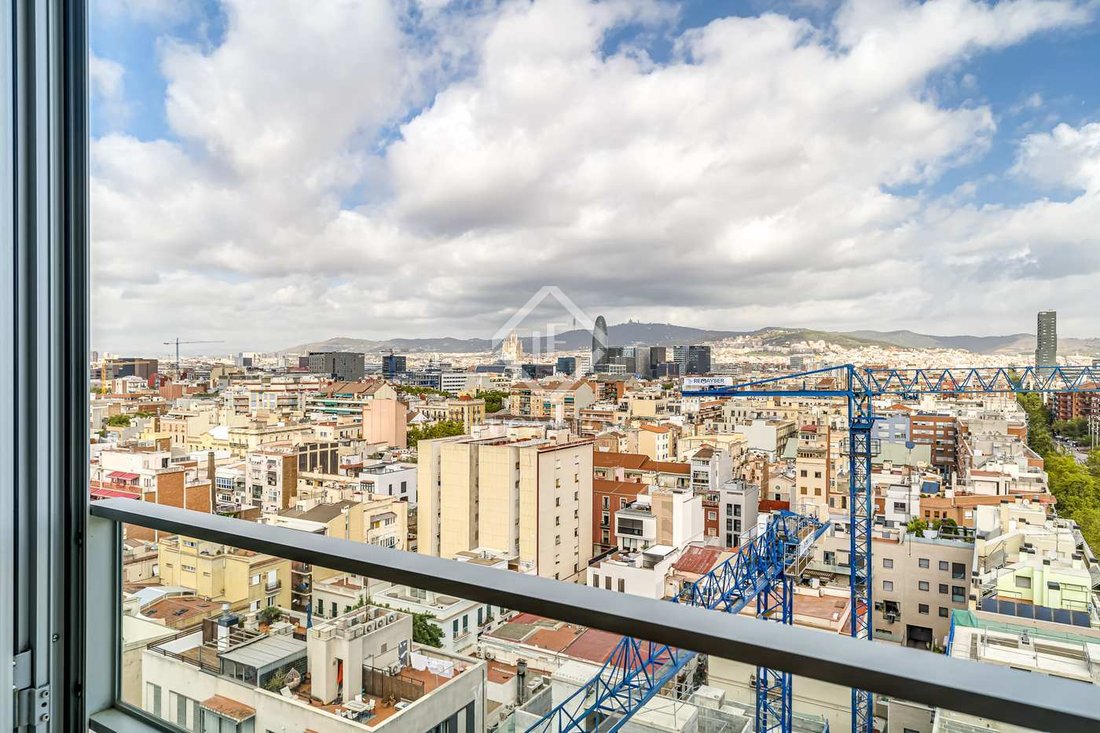 Barcelona Apartment In Barcelona, Spain For Sale (13160981)