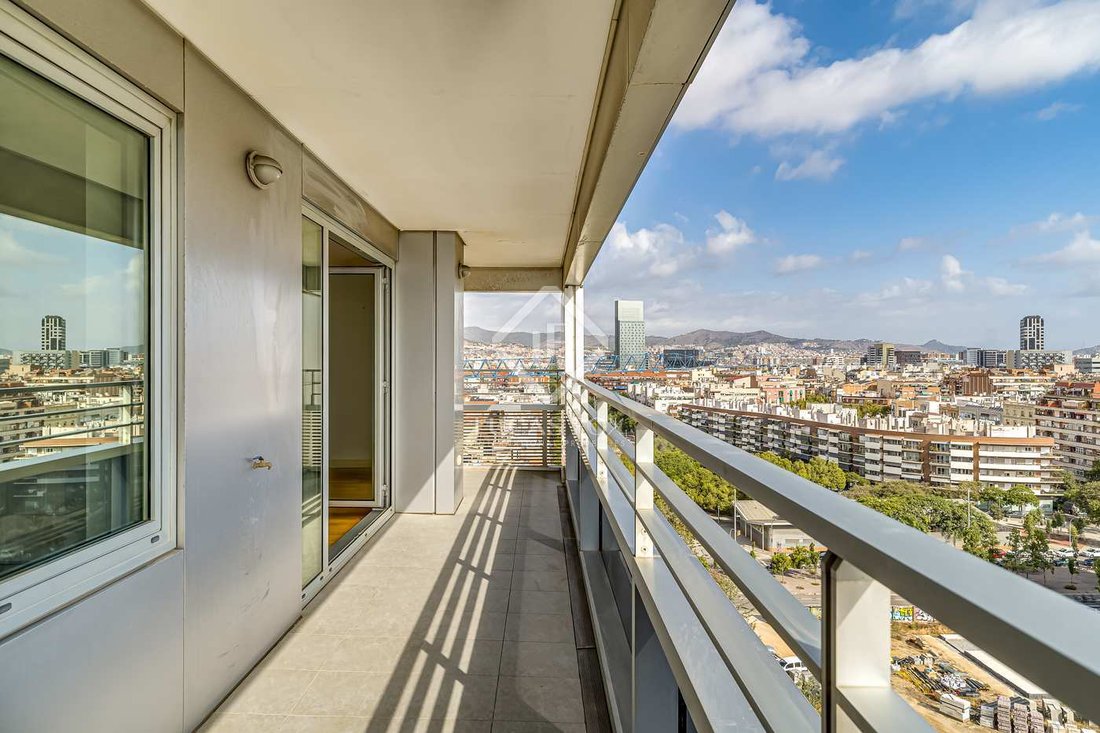Barcelona Apartment In Barcelona, Spain For Sale (13160981)