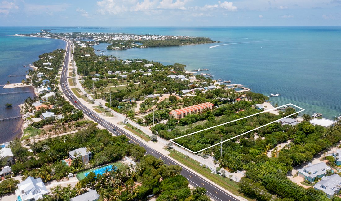 Land in Islamorada, Florida, United States 2 - 13163218