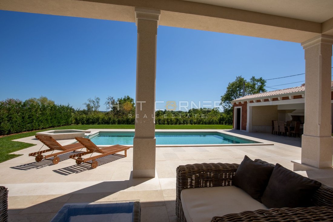 Villa Kringa, Tinjan, 264m2 In Tinjan, Istria County, Croatia For Sale
