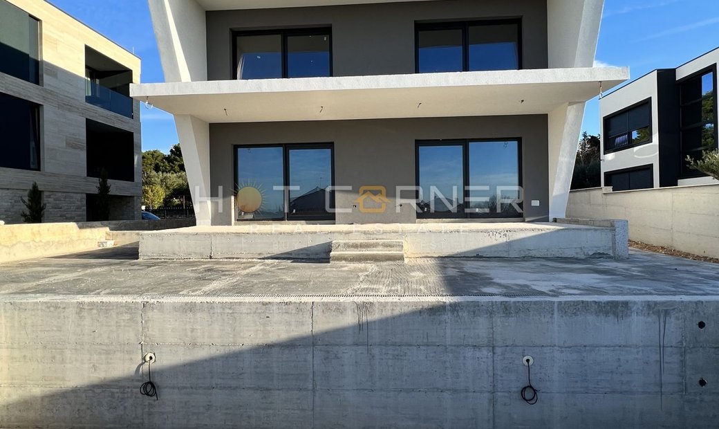 House Medulin, 330m2 In Medulin, Istria County, Croatia For Sale (13163344)