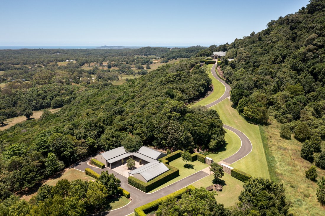 'Stonelea' One Of Australia's Finest In Cooroy Mountain, Queensland