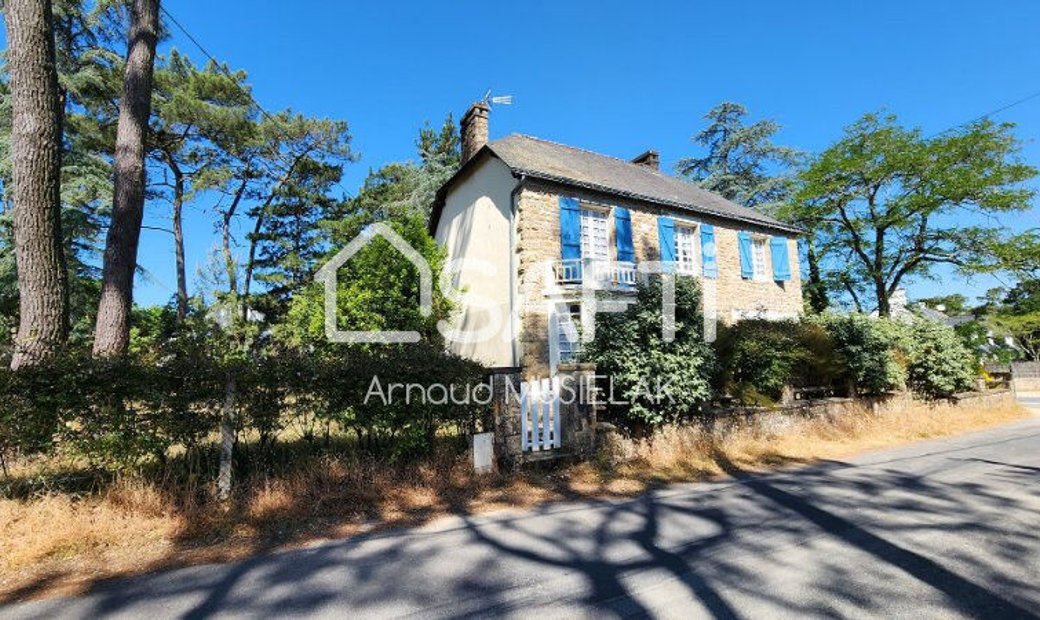 Villa Balnéaire En Pierre à Carnac à 150m De La In Carnac, Brittany