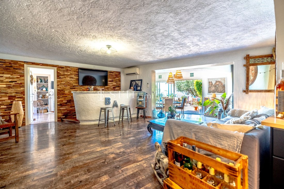 Villa in Les Issambres, Roquebrune-sur-Argens, France 4 - 13164099