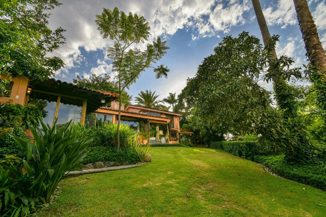 Monraz House For Sale In Guadalajara, Jalisco, Mexico For Sale (13163626)