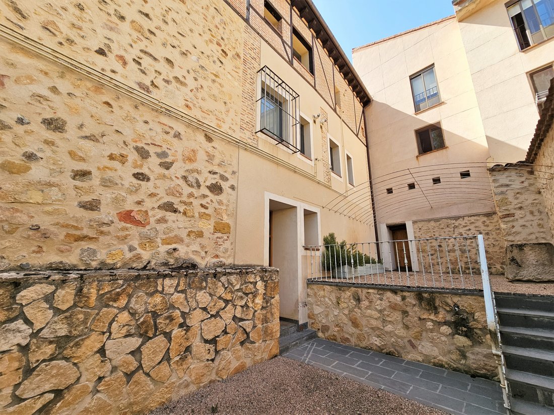 Historic Building For Sale In Segovia In Segovia, Castile And León