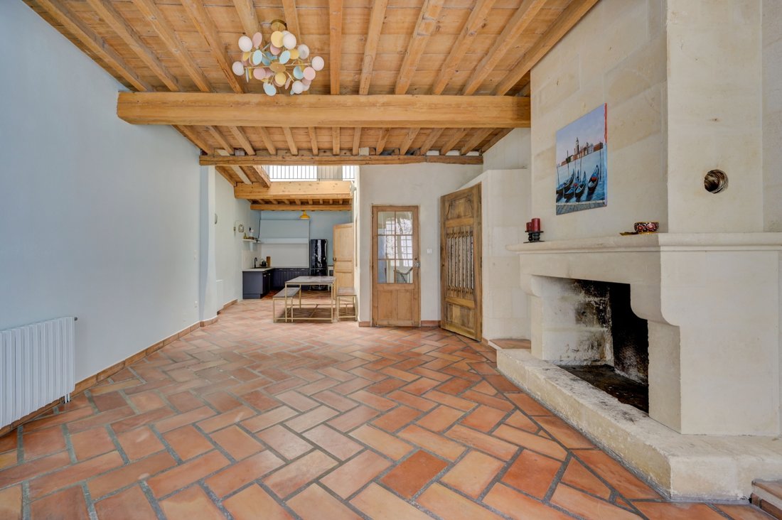 Three Bedroom House With Garage In Arles, Provence Alpes Côte D'azur, France For Sale (13167230)