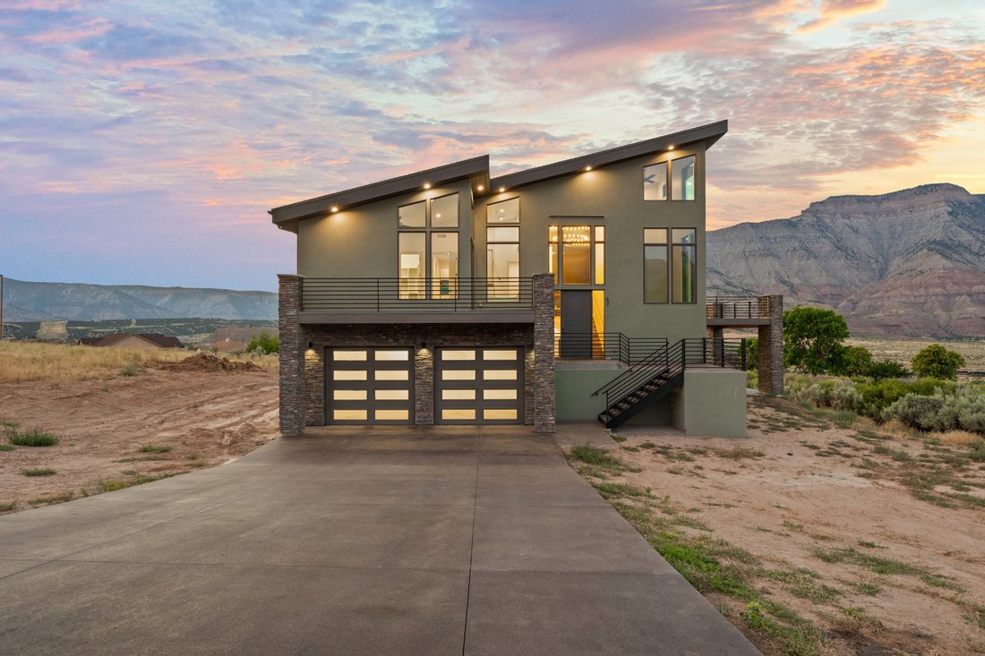 63 Meadow Creek Court, Battlement Mesa, In Parachute, Colorado, United