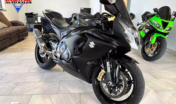 Motorcycles 2 Suzuki GSX R1000 for sale on JamesEdition