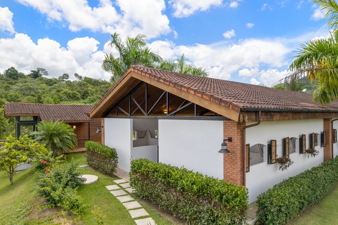 Hacienda La Nube Sr 567 Km 13.0, Morovis, Pr In Morovis, Pr, United