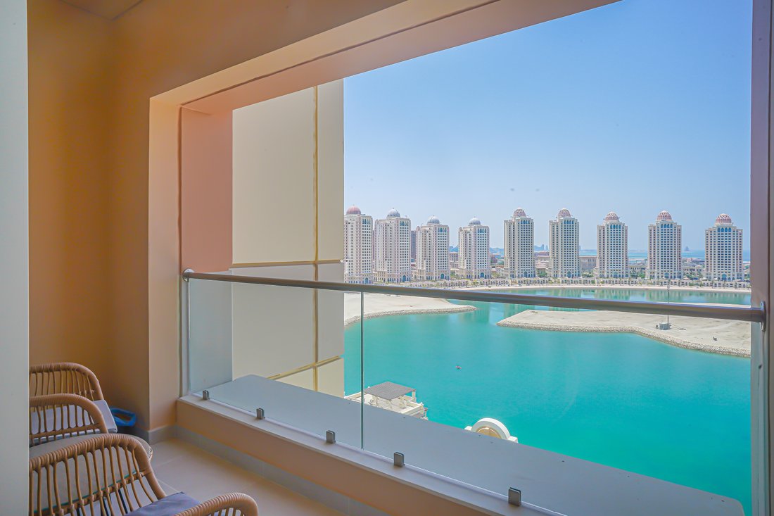 Luxury 1 Bhk Apartment With Sea View In The Elegant & In Doha, Doha