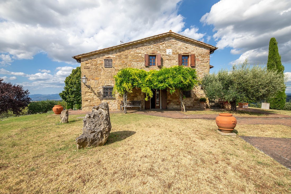 Estate in Monte Santa Maria Tiberina, Umbria, Italy 3 - 12436990