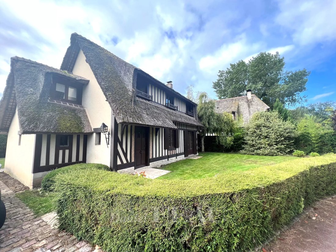 Normandy Tourgéville Charming Chaumière In A In Deauville, Normandy