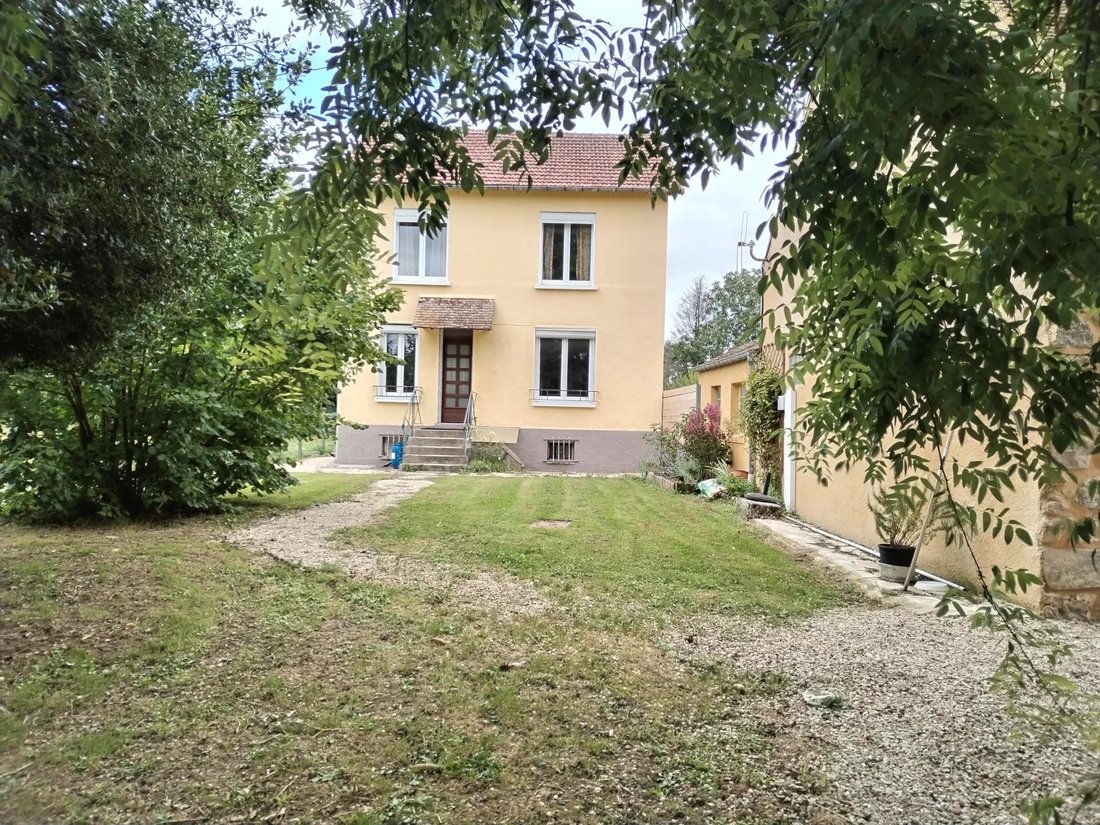 2 Houses On Land In Saint Caprais De Bordeaux, Nouvelle Aquitaine, France For Sale (13141354)