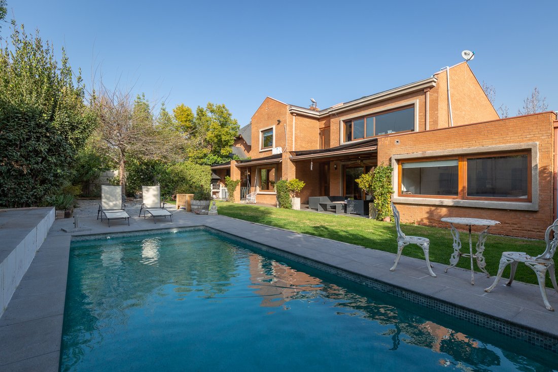House In Los Monjes In Lo Barnechea, Santiago Metropolitan Region