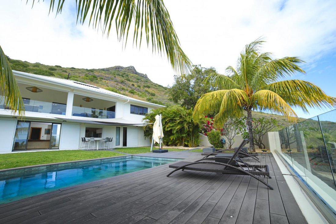 Luxurious Sea View Villa For Sale In Tamarin, Rivière Noire District