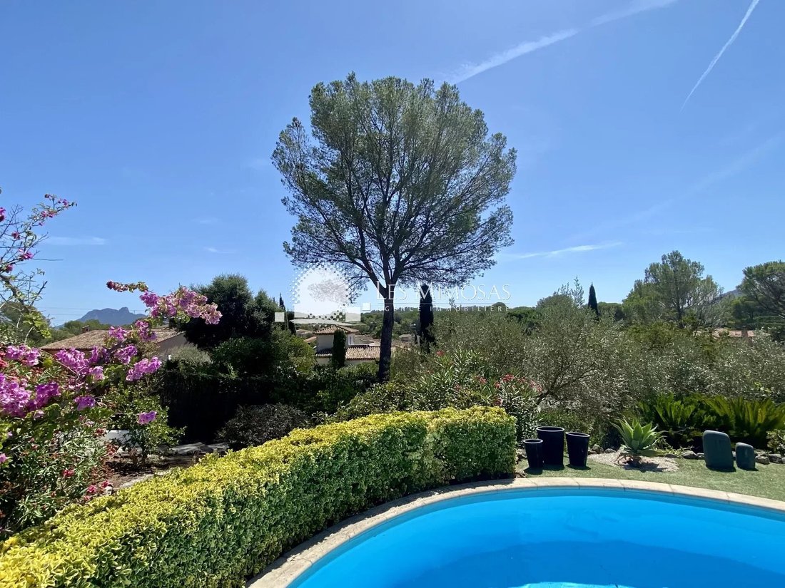 Saint Raphaël House In Saint Raphaël, Provence Alpes Côte D'azur