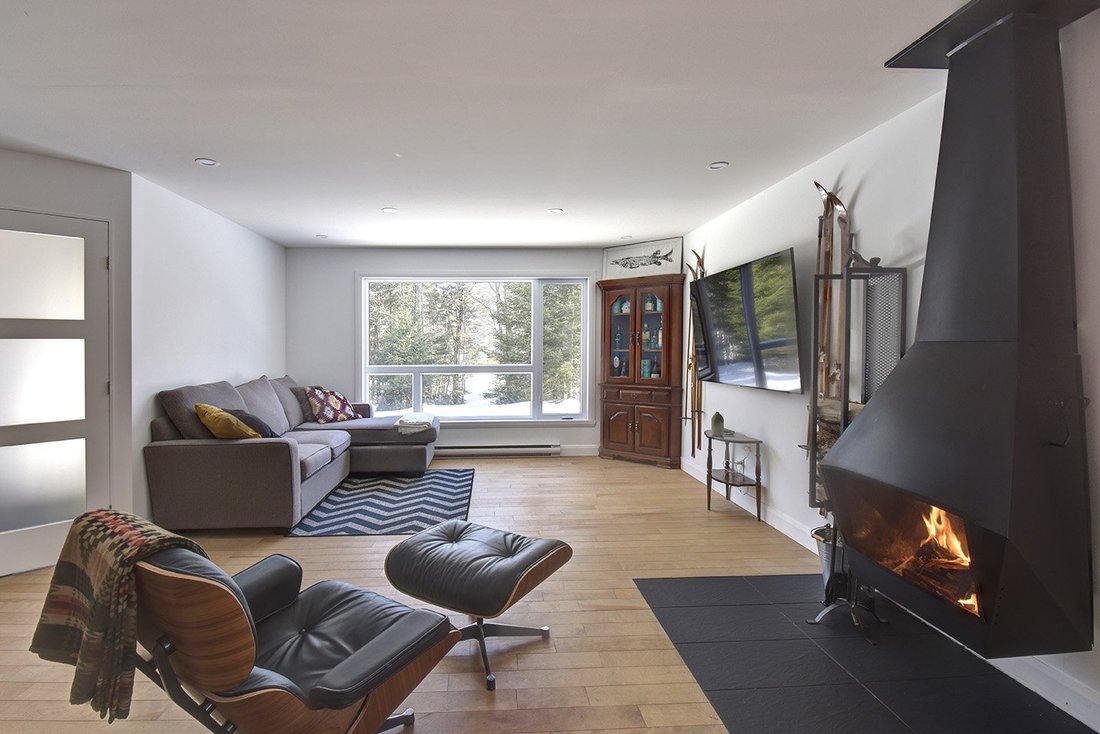 545 Ch. Du Lac Duhamel In Mont Tremblant, Quebec, Canada For Sale