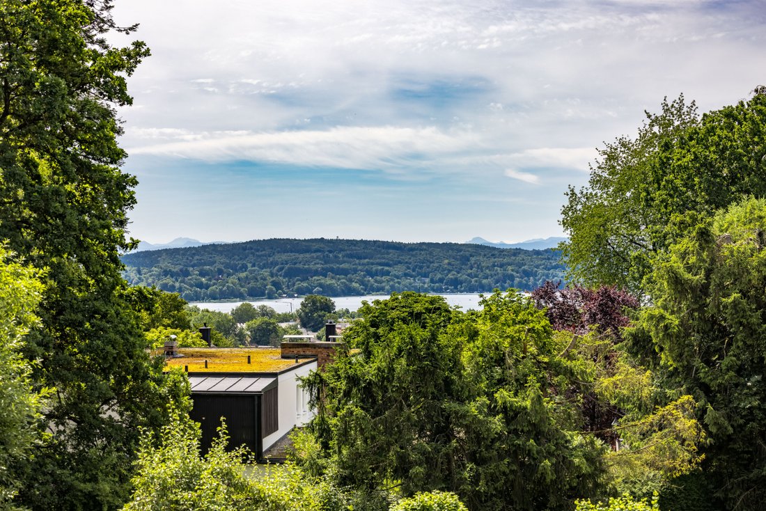 Luxurious Villa With Lake View In Idyllic In Starnberg, Bavaria