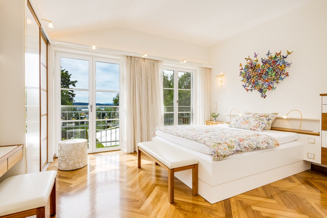 Luxurious Villa With Lake View In Idyllic In Starnberg, Bavaria