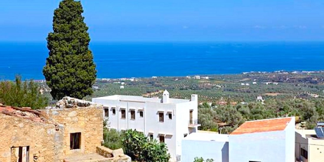 Traditional Detached In Maroulas, Decentralized Administration Of Crete